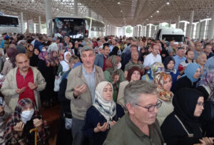 HACI ADAYLARI DUALARLA UĞURLANDI