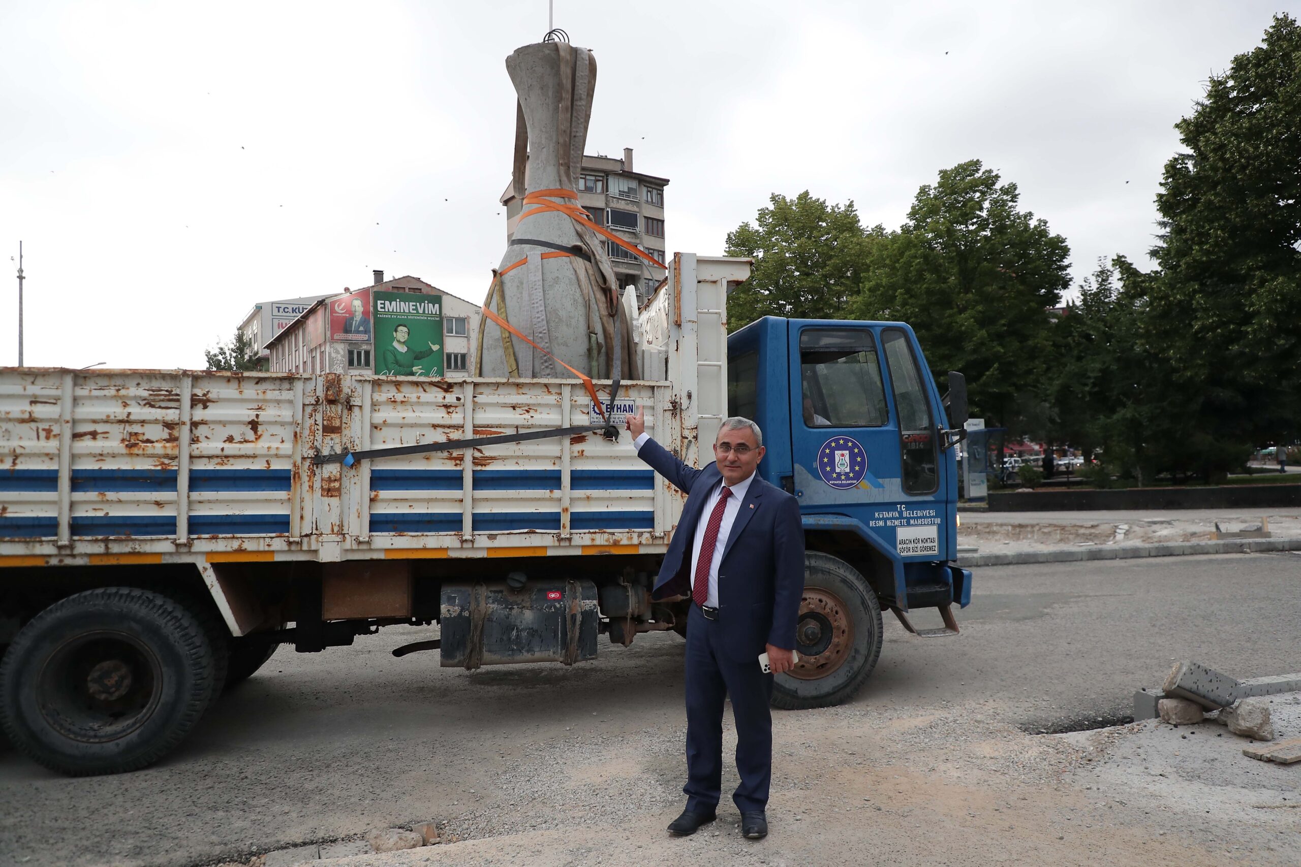 Kütahya’nın simgesi çinili vazo