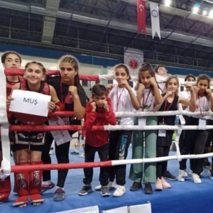 MUAYTHAİ ŞAMPİYONASI KÜTAHYA’DA YAPILDI