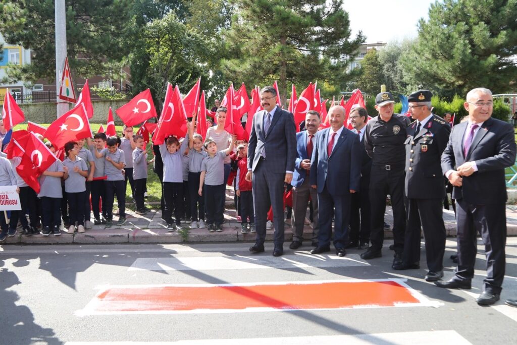 Yayalara öncelik duruşu, hayata