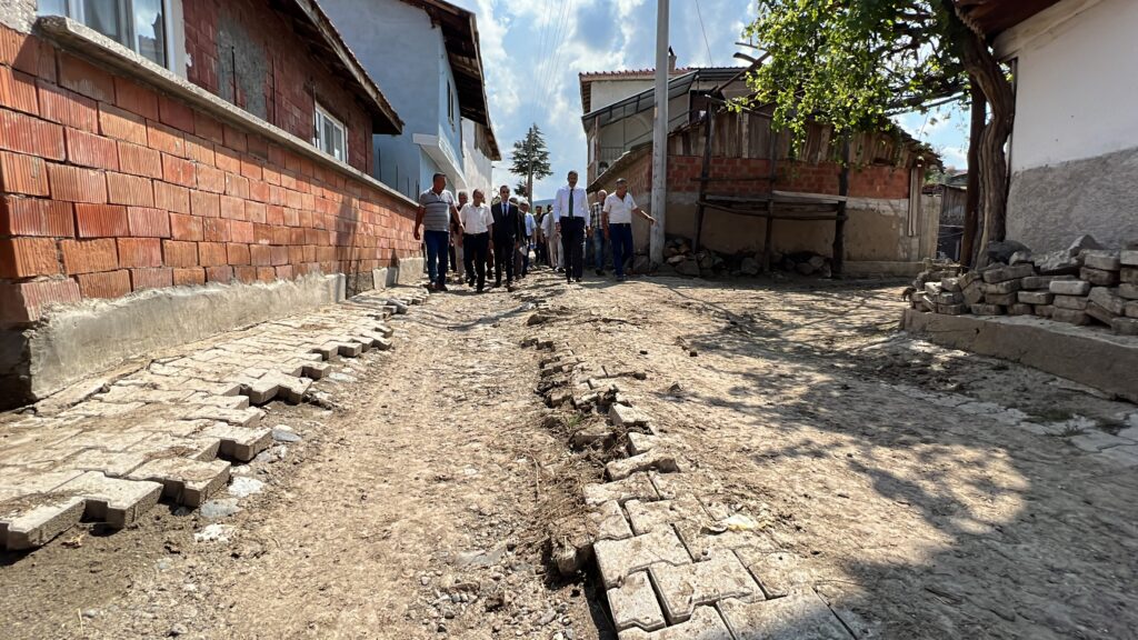 Domaniç ilçesinde sağanak nedeniyle