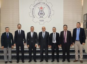 ÇİNİ SEKTÖRÜNÜN İHTİYAÇLARI BAKANLIĞA AKTARILDI