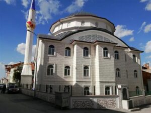 YEDİLER CAMİİ İBADETE AÇILDI