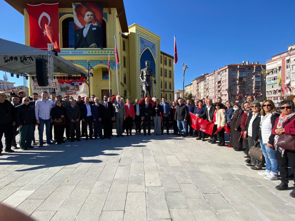 Cumhuriyetin bağımsızlık ve özgürlüğümüzün