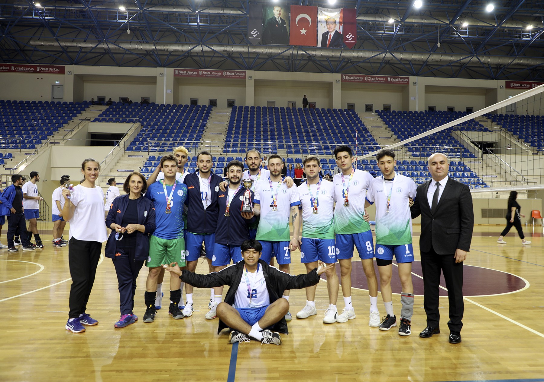 DPÜ Kadın Voleybol Takımı,