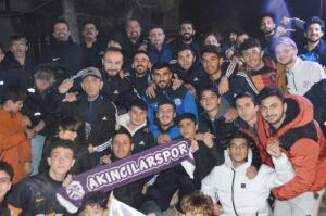 AKINCILARSPOR’A COŞKULU KARŞILAMA