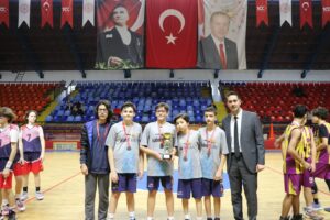 BASKETBOL MÜSABAKALARI SONA ERDİ