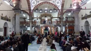 Ulu Cami’de ümmet iftarı