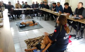 20 GÖNÜLLÜYE DAHA ARAMA KURTARMA EĞİTİMİ