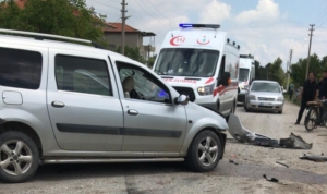 Denizli’de otomobille hafif ticari aracın çarpışması sonucu 1 kişi öldü