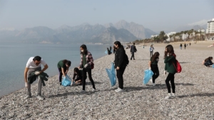 Sigaranın çevreye verdiği zararı göstermek için “izmarit toplama” etkinliği yapılacak