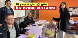 Kütahya’da 18 yaşındaki seçmen doğum gününde ilk oyunu kullandı