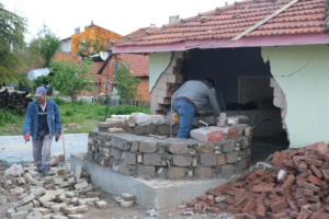 “Mahalleli istedi, fırın büyütülüyor”