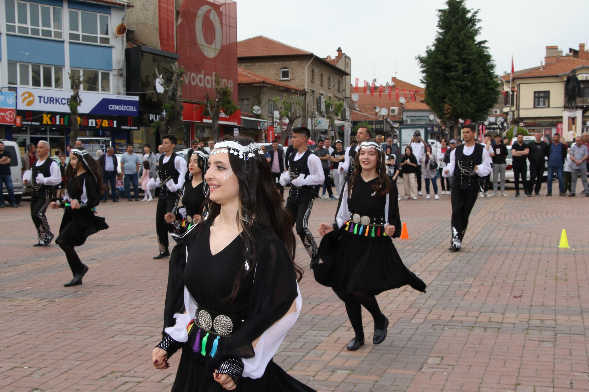 Tavşanlı Belediyesi tarafından gençlere