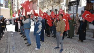 Hakkarili aileler HDP önündeki eylemlerini sürdürdü