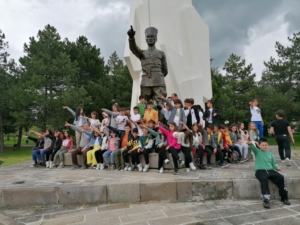 Şehitlikten zafer bakışı