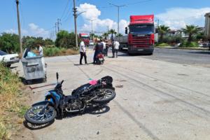 Manisa’da tırla çarpışan motosikletin sürücüsü yaralandı