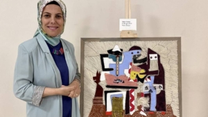 Görsel sanatlar öğretmeni, Picasso’nun “üç müzisyen” tablosunu halıya nakşetti