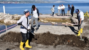 Altınova’da kazılarla ortaya çıkan eserler açık hava deniz fenerleri müzesinde sergilenecek