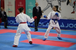 Karate gençler Türkiye finalleri Kütahya’da