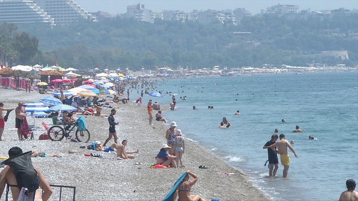 Antalya’da güneşli havayı değerlendirmek