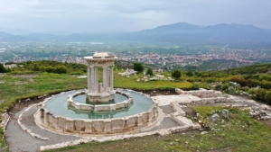 Kibyra’da ayağa kaldırılan anıtsal çeşmeden 1300 yıl sonra su akıyor