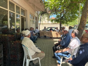 Pazarlar’da Kaymakam Doğan, talepleri dinledi