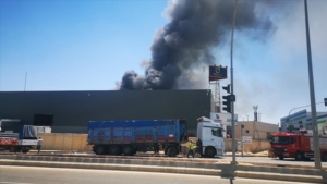 Gaziantep’teki fabrika yangınına müdahale ediliyor