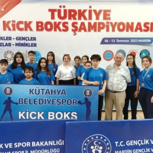 Kütahyalı Kick Bokscular 6 madalya ile döndü