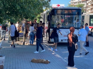 İzmir’de grev nedeniyle ulaşım aksadı