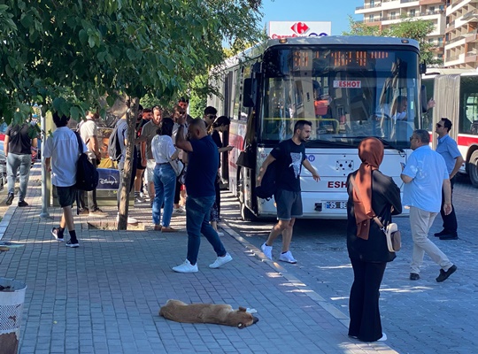 İzmir’de Türkiye Demiryolu İşçileri