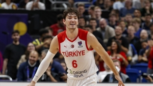 NBA’de Cedi Osman, üç takımlı takasta San Antonio Spurs’e transfer oldu