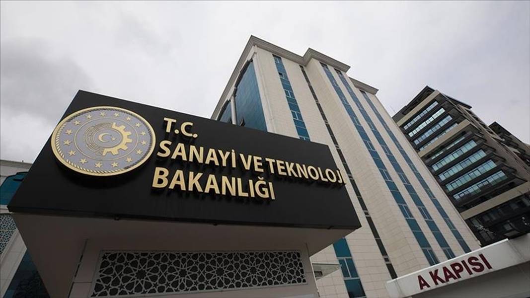 Sanayi ve Teknoloji Bakanı