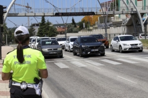 Uşak’ta dron ile trafik denetimi yapıldı