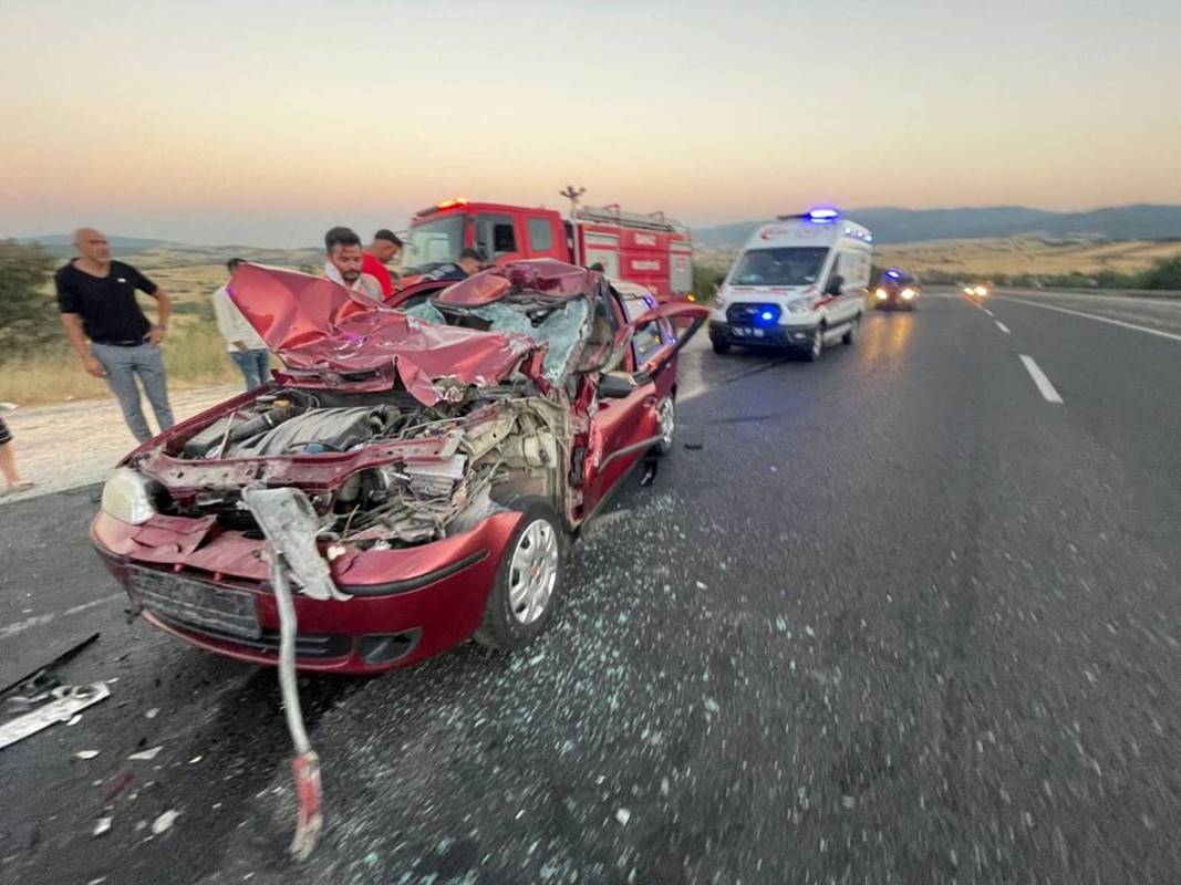 Uşak’ın Banaz ilçesinde kamyonla