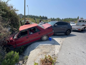 Aydın’da iki otomobilin çarpıştığı kazada 5 kişi yaralandı