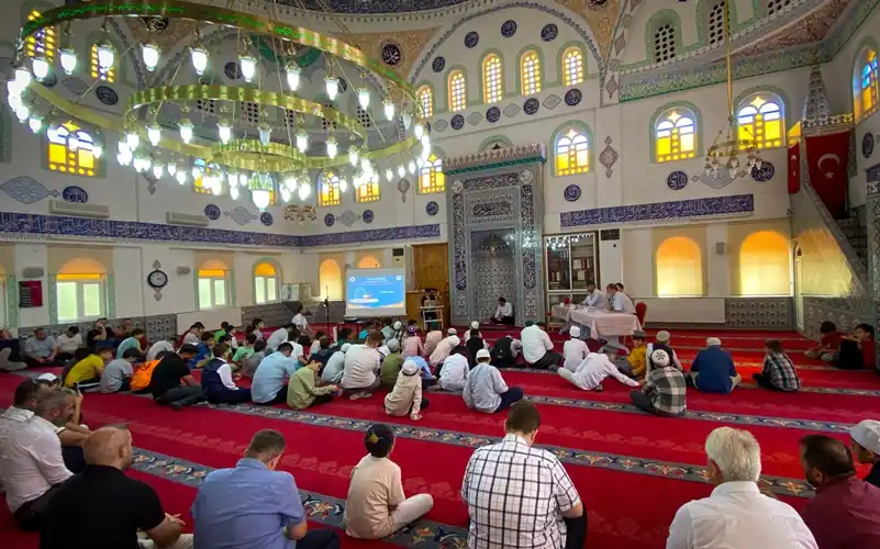 Kur'an-ı Kerim'i Yüzünden Güzel Okuma Yarışması Uşak'ta