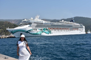 Marmaris’e “Norwegian Jade” ile 2 bin 100 turist geldi