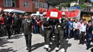 Şehit Uzman Çavuş Ali Demir, Ordu’da son yolculuğuna uğurlandı