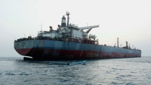 Kızıldeniz Tehlike çıkaran tanker petrolün yüzde 60’ı boşaltıldı