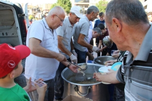 Tavşanlı Belediyesinden 15 Bin Kişilik Aşure İkram Edildi