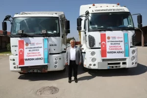 Afyonkarahisar’dan Bayırbucak Türkmenlerine 2 yardım aracı