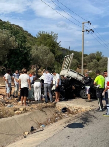 Bodrum’da su kanalına çarpan kamyonetteki yolcu öldü