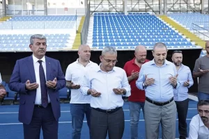 Belediye Kütahyaspor ’da yeni sezon öncesi kurban kesildi