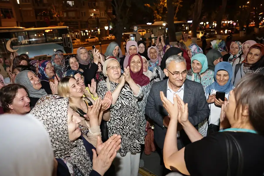 Evliya Çelebi’nin torunları geziyor