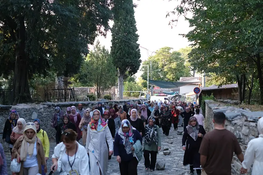 Evliya Çelebi’nin torunları geziyor