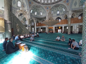 Gediz’de Eylül ayı mutat toplantısı Ulu Camii’de gerçekleştirildi