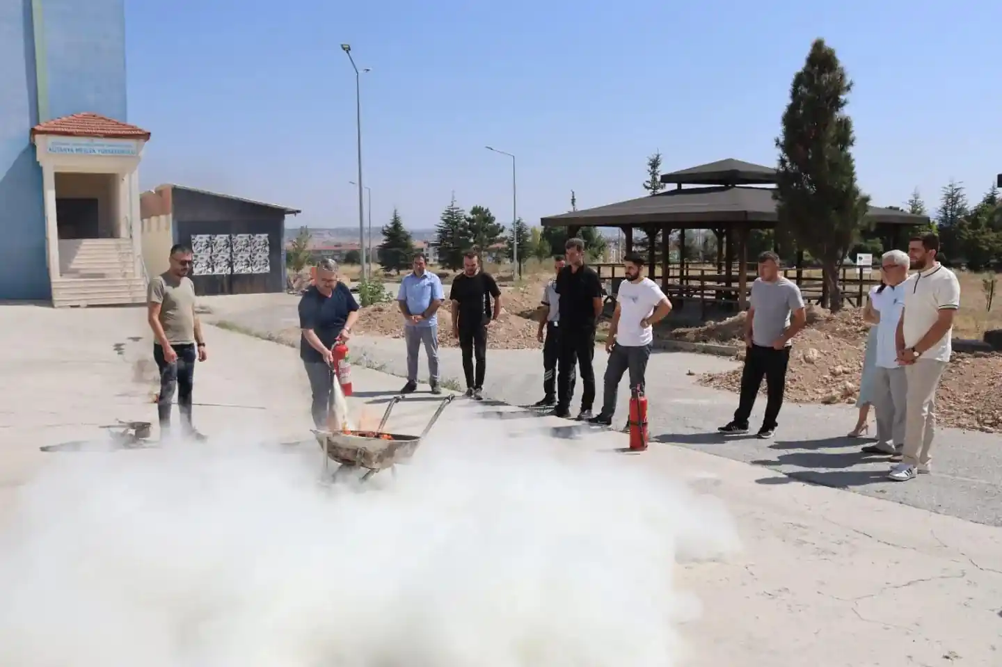 KSBÜ’de deprem, yangın ve bina tahliye tatbikatı