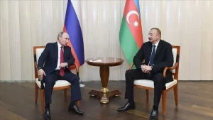 Putin ve Aliyev telefonda görüştü