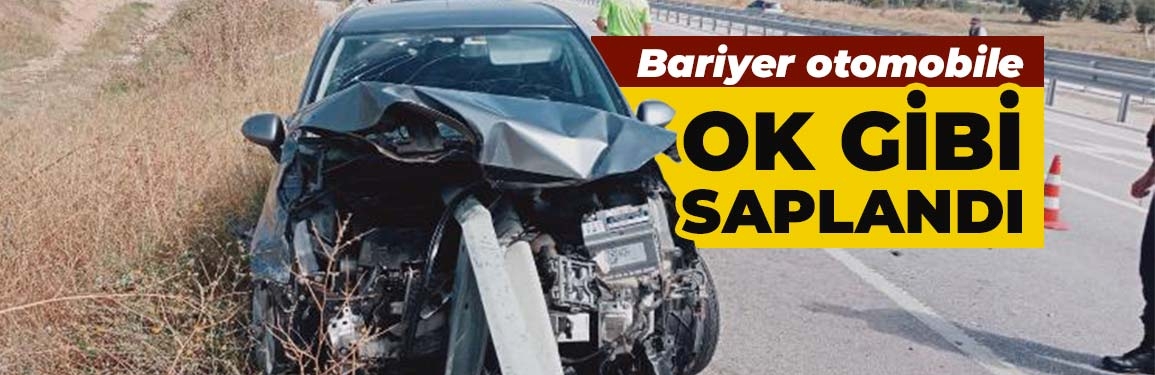 Kütahya’da bariyer otomobile ok gibi saplandı